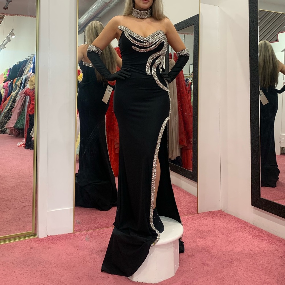 Glamorous Black Albina Dyla inspired beaded gown with gloves and choker